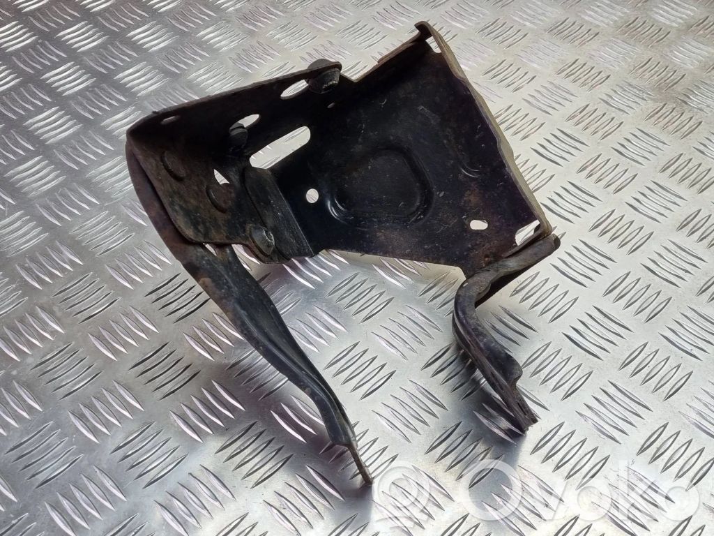 ABS pump bracket   645100A,222300A,26808,222600A
