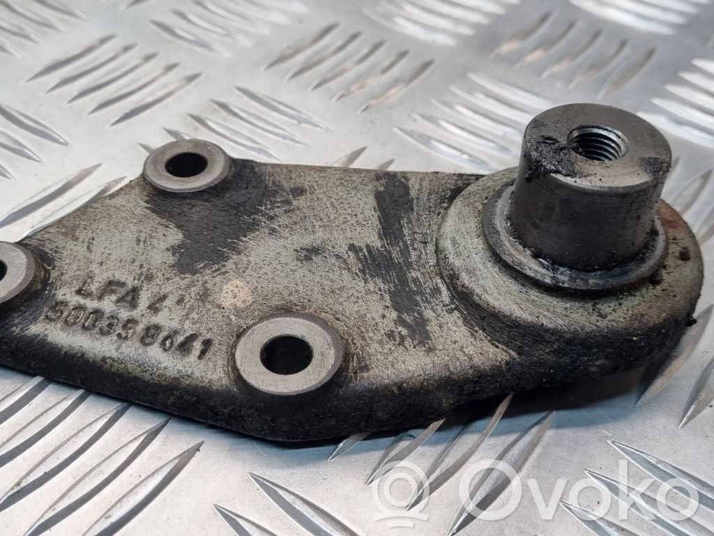 Renault Master II Generator/alternator bracket 