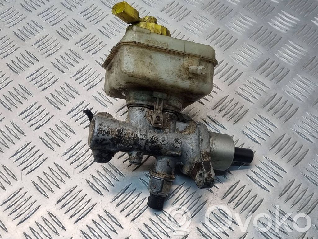 Volkswagen Golf IV Pagrindinis stabdžių cilindriukas 