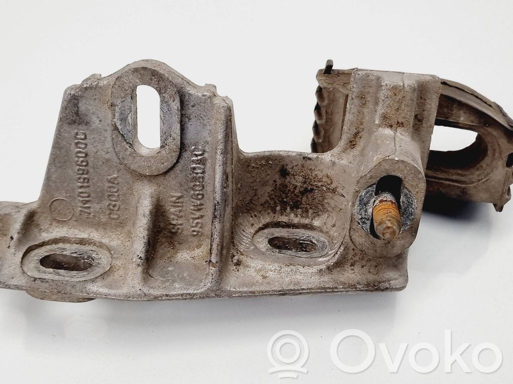 Ford Galaxy Engine mounting bracket 