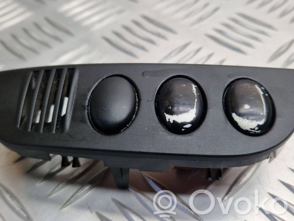 Citroen C3 Cruise control switch 