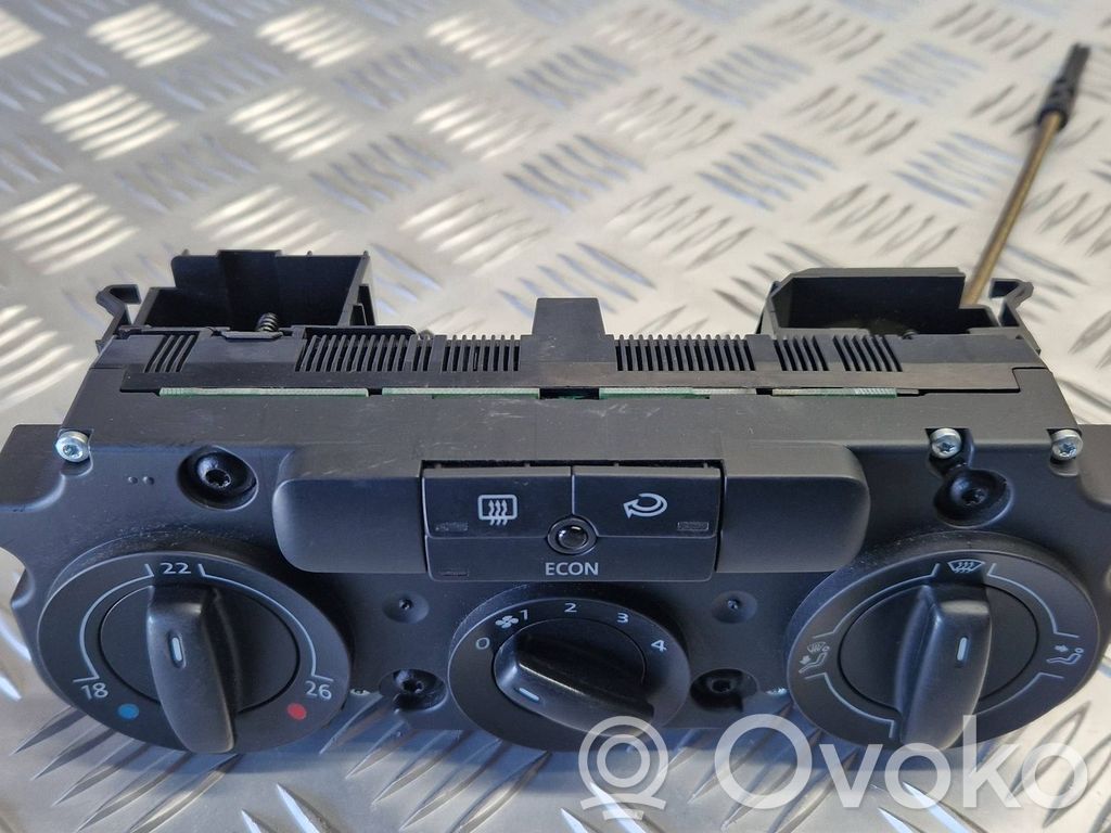 Volkswagen Golf V Panel klimatyzacji 