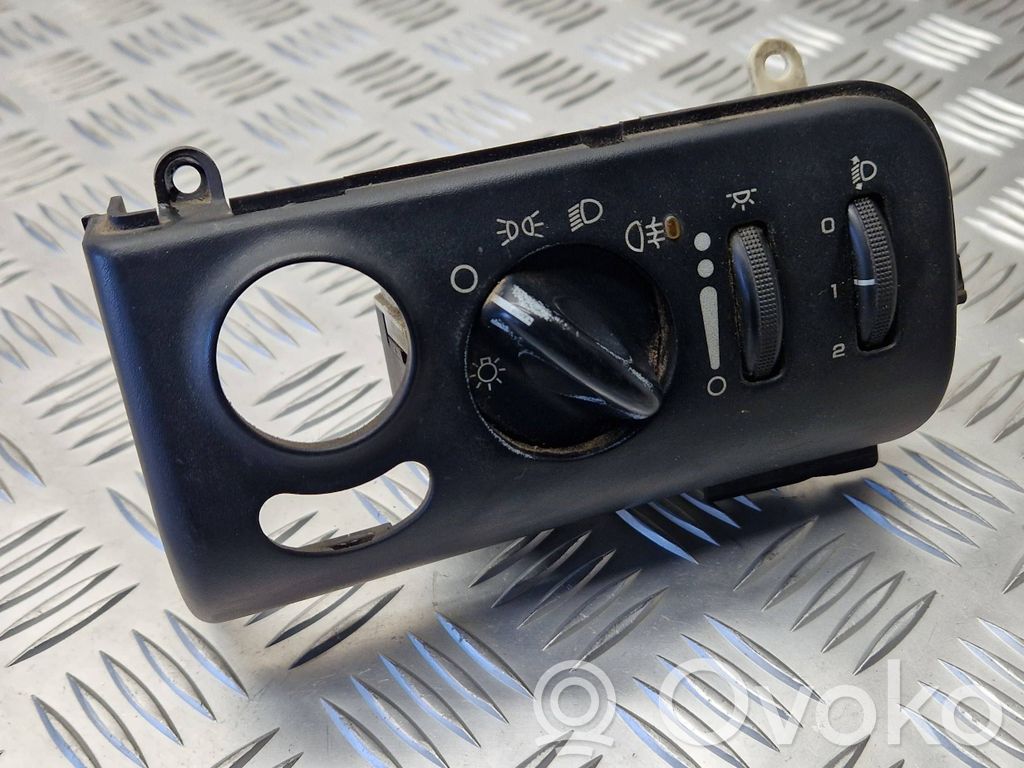 Chrysler Grand Voyager III Light switch 