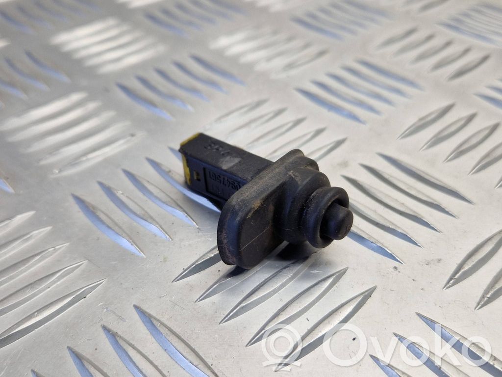 Audi A4 S4 B5 8D Sensor de la puerta trasera 