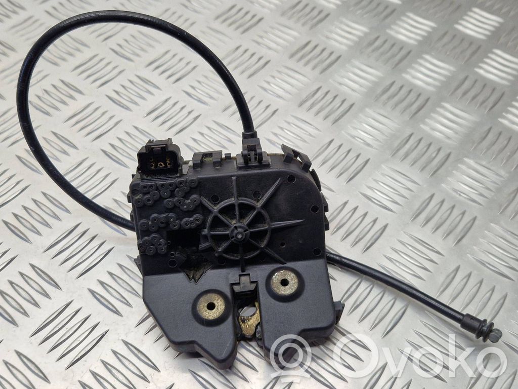 Ford Focus Spyna galinio dangčio 