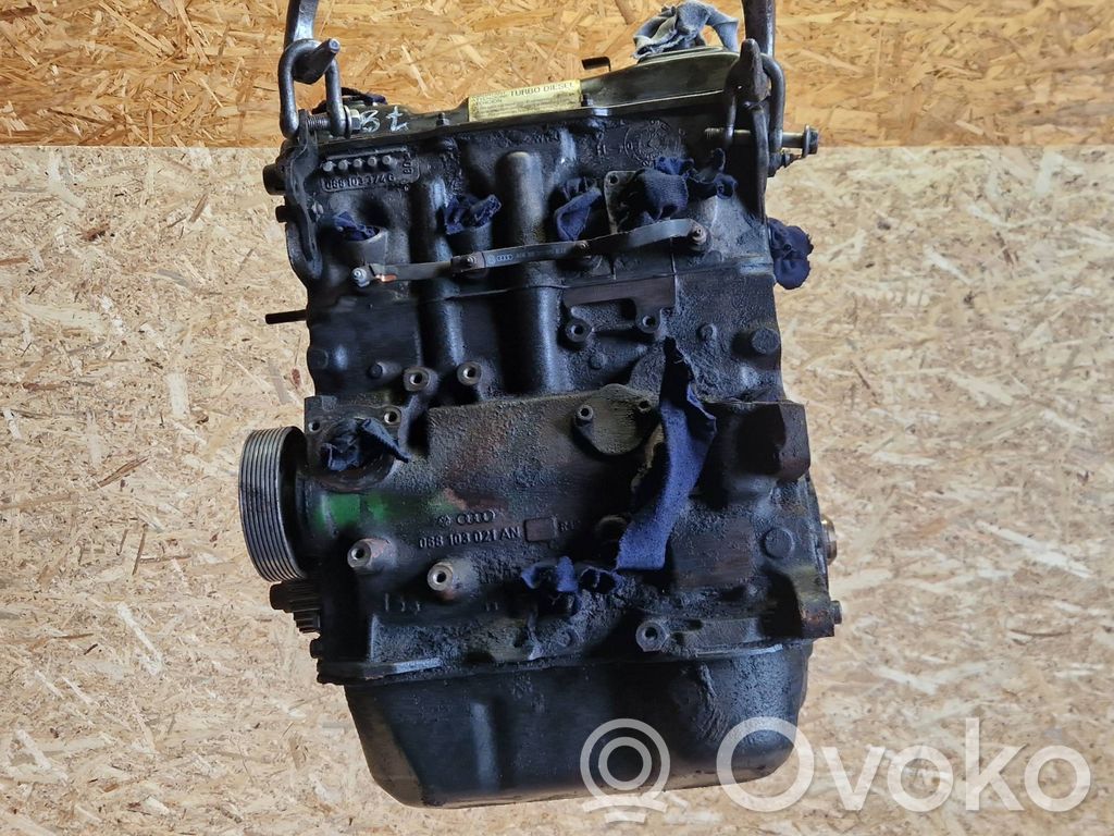 Motor   SB,SB271377,068103374G,068103021AN,068972095B