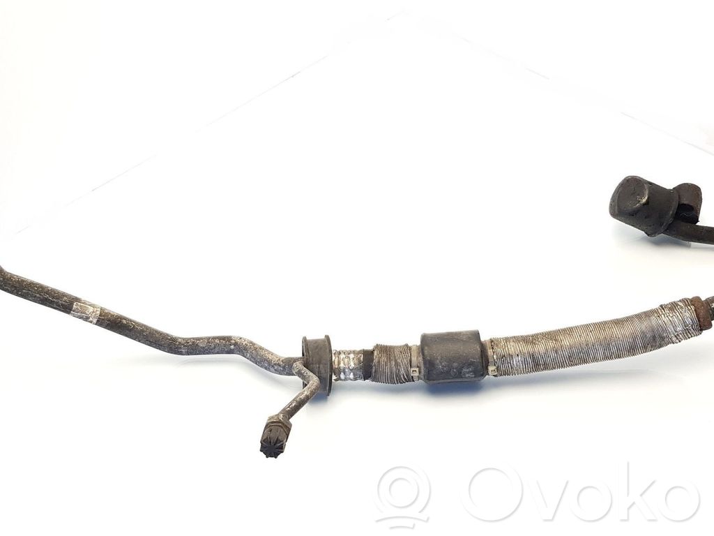 Air conditioning (A/C) pipe/hose
