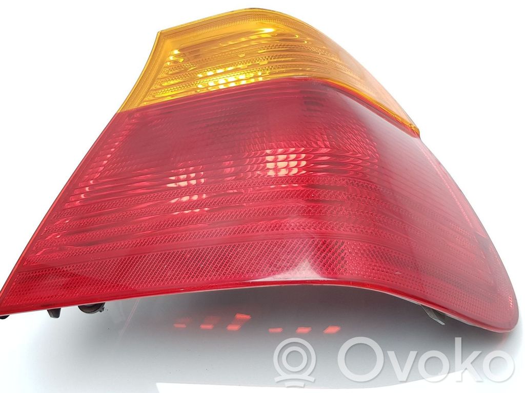 Rear/tail lights   8364922