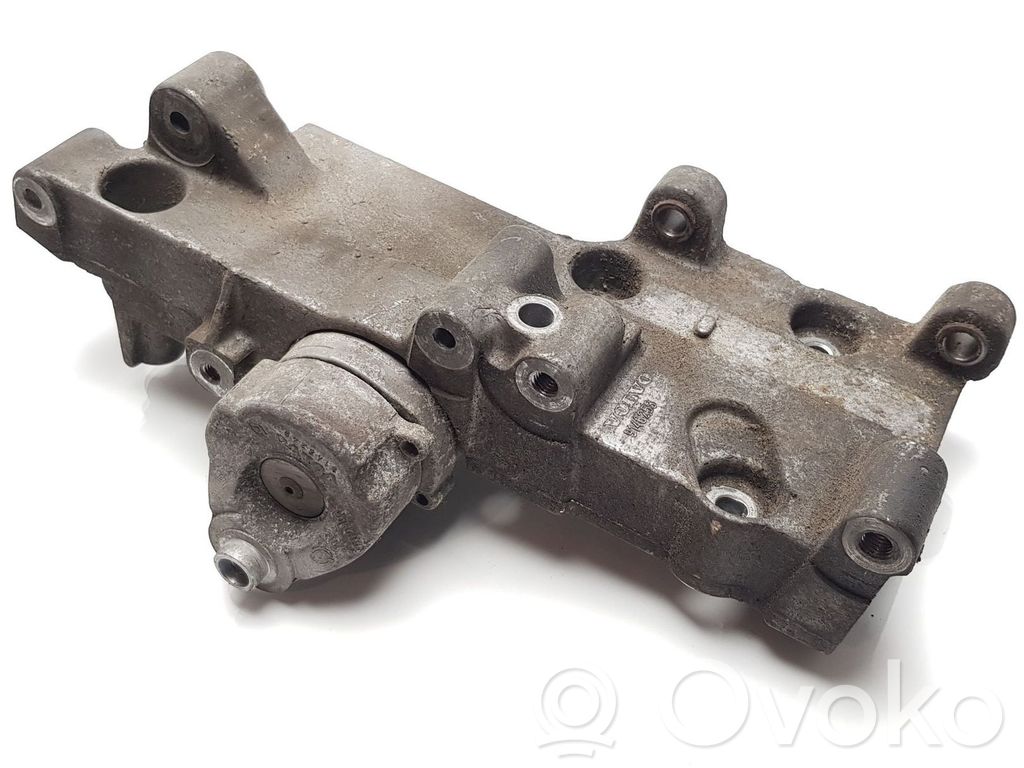 Volvo S40, V40 A/C compressor mount bracket 