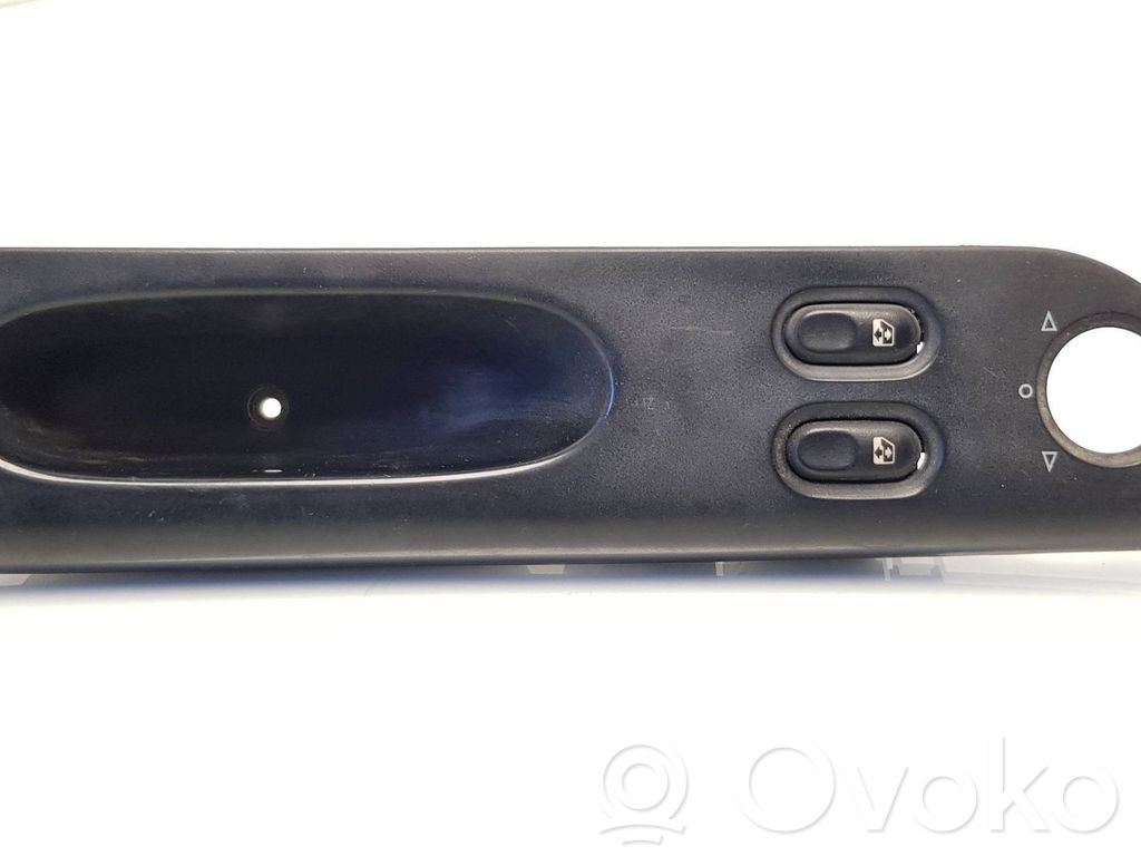 Renault Laguna I Electric window control switch 