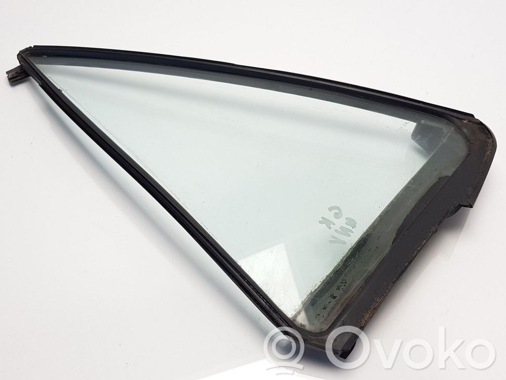 Mazda 6 Ventanilla de ventilación de la puerta trasera 