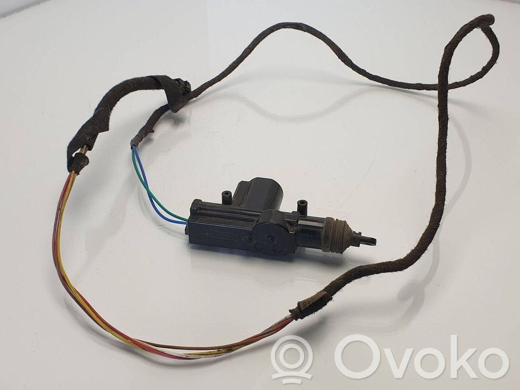 Volkswagen Transporter - Caravelle T4 Motor de bloqueo de puertas 
