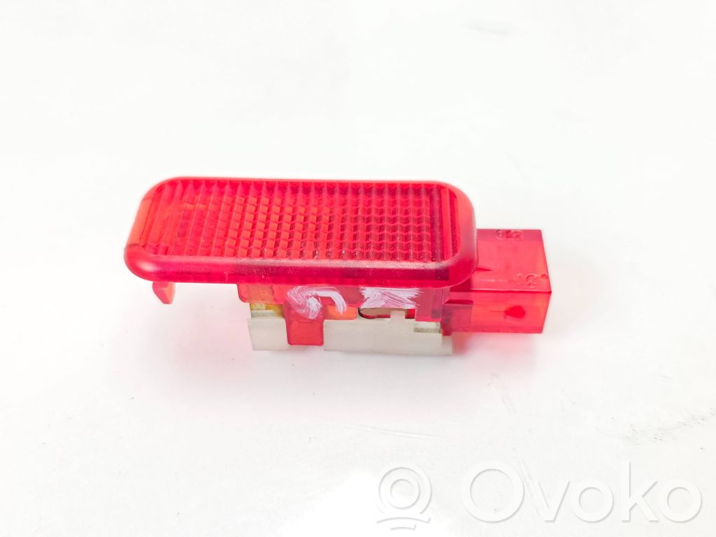 Otras luces interiores   8D0947411