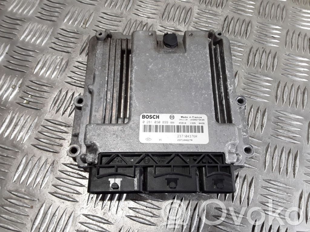 Renault Captur Engine control unit/module 