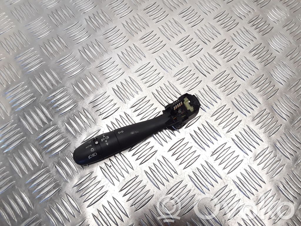 Indicator stalk