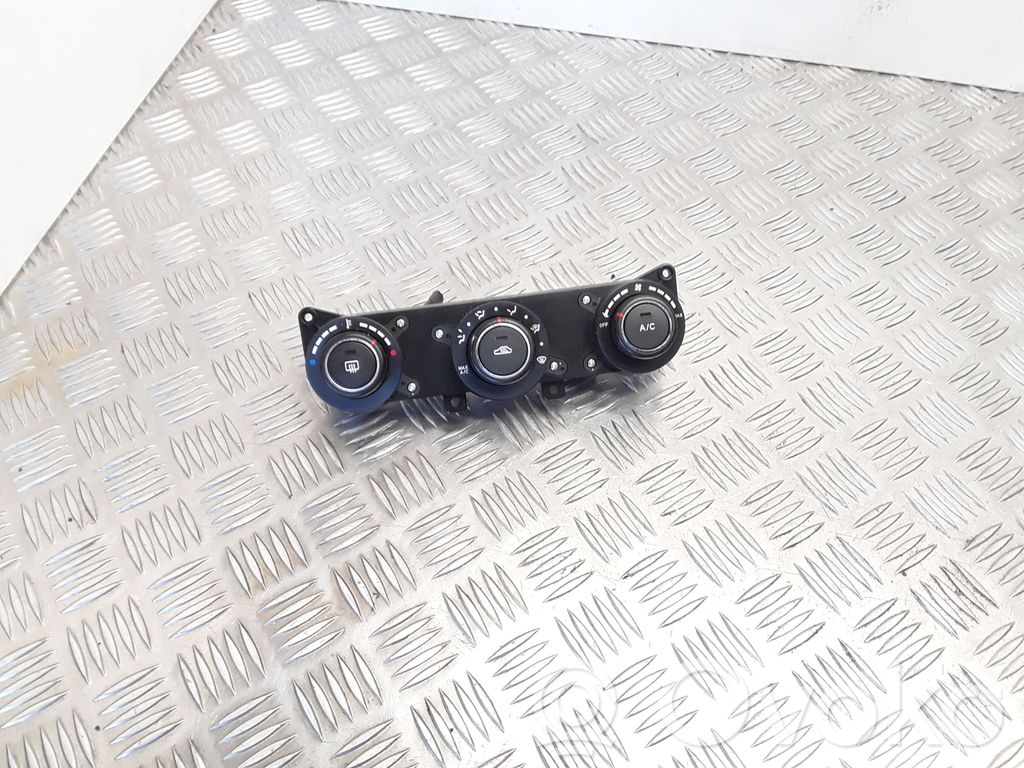 KIA Ceed Climate control unit 