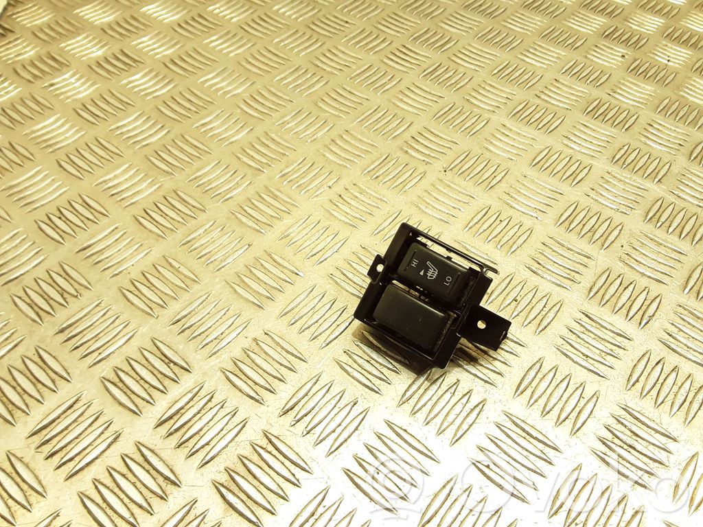 Nissan X-Trail T31 Seat heating switch 