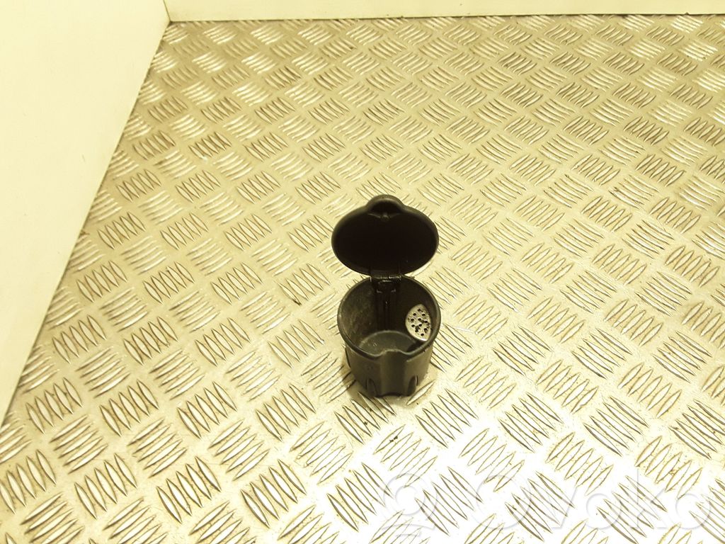 Dacia Sandero Ashtray (front) 