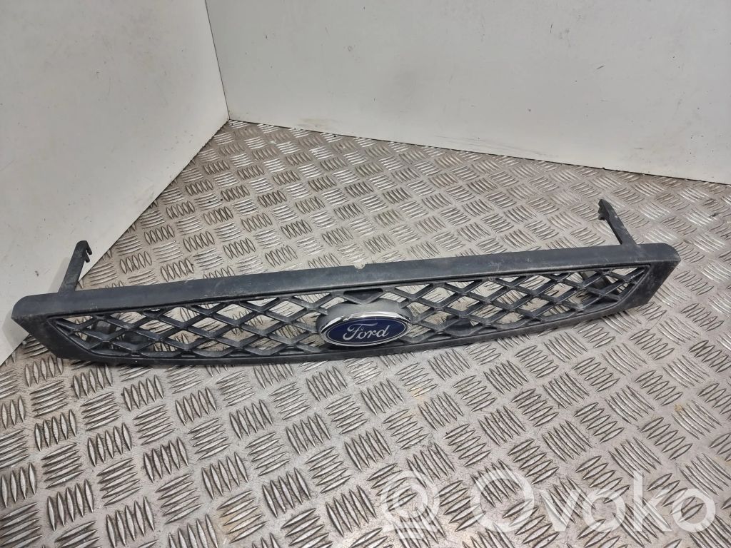 Ford Focus Grotelės priekinės 