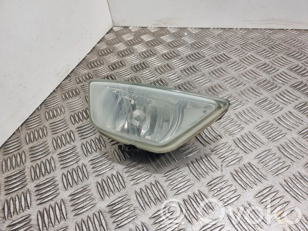 Ford Focus Miglas lukturis priekšā 