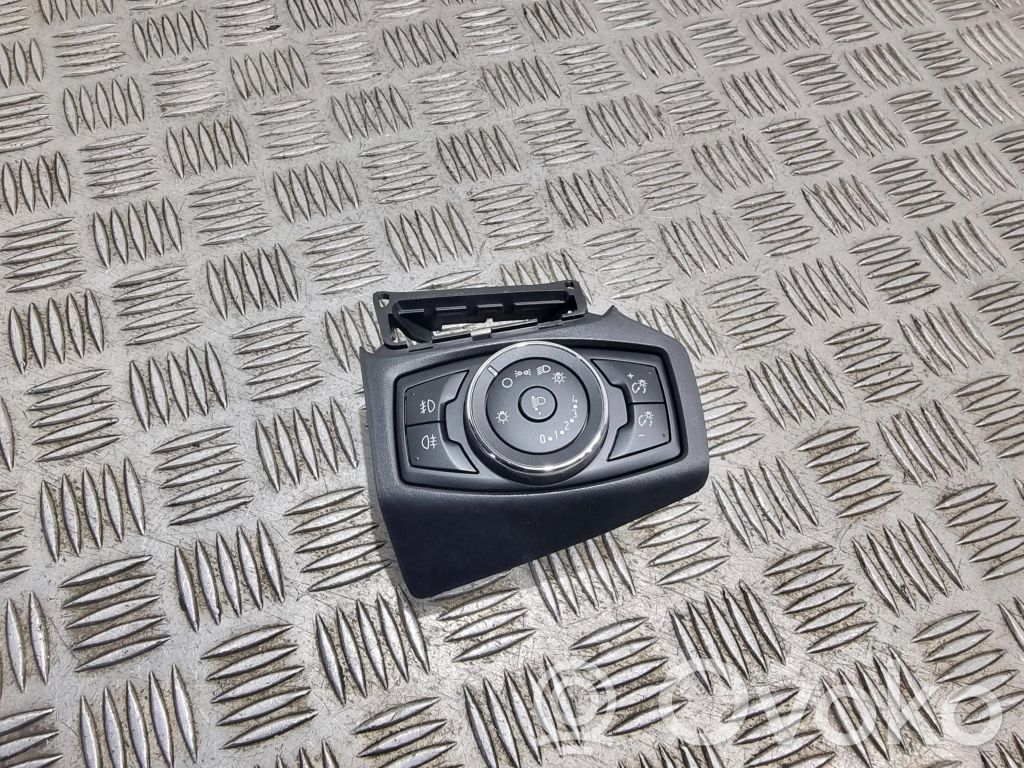 Ford Focus Light switch 