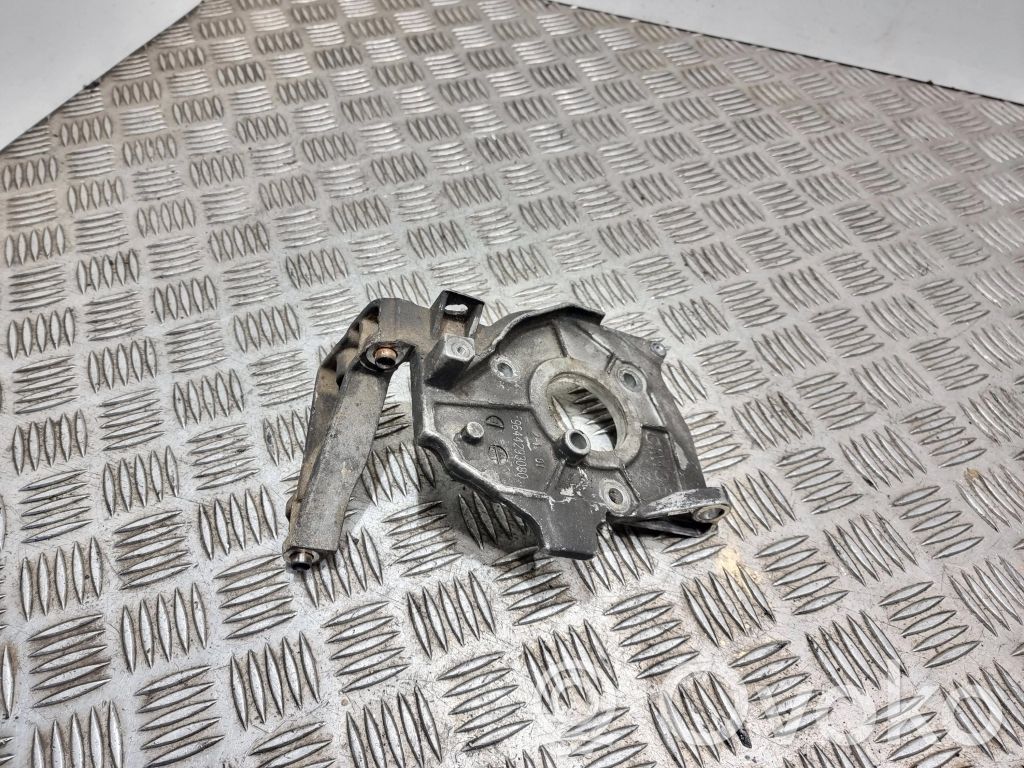 Citroen C3 Picasso Engine mounting bracket 