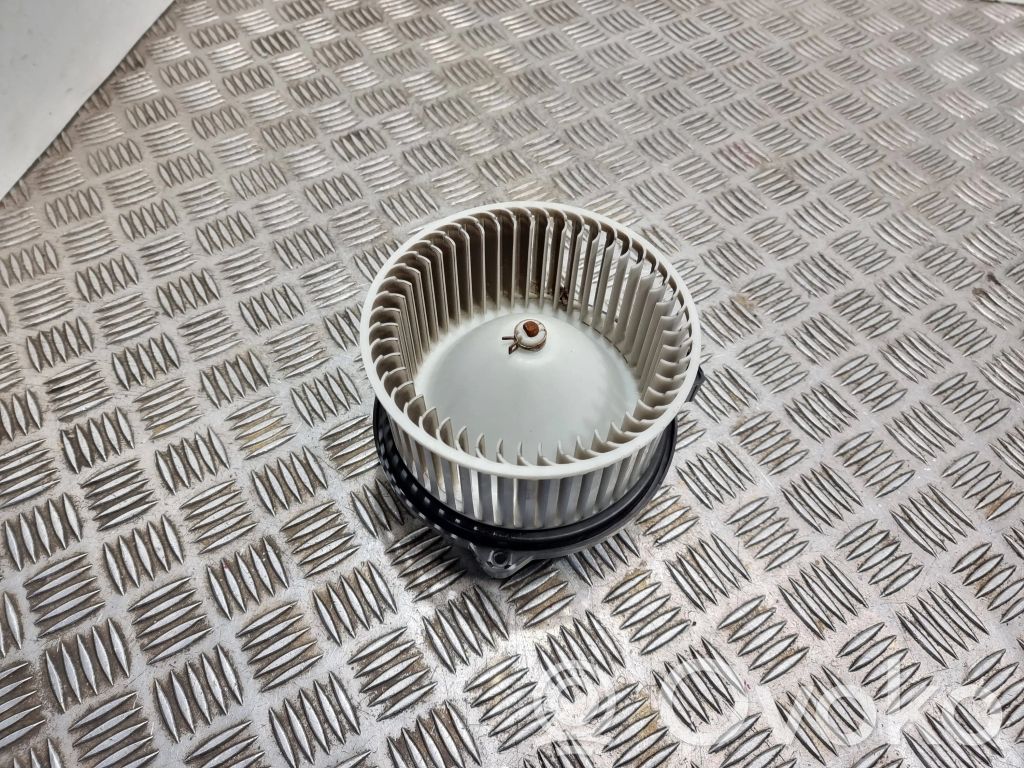 Mazda 6 Mazā radiatora ventilators 