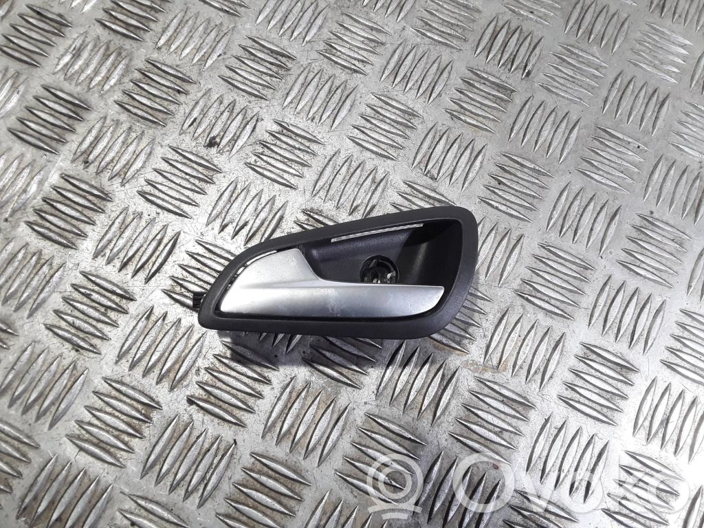 Ford Focus Front door interior handle 