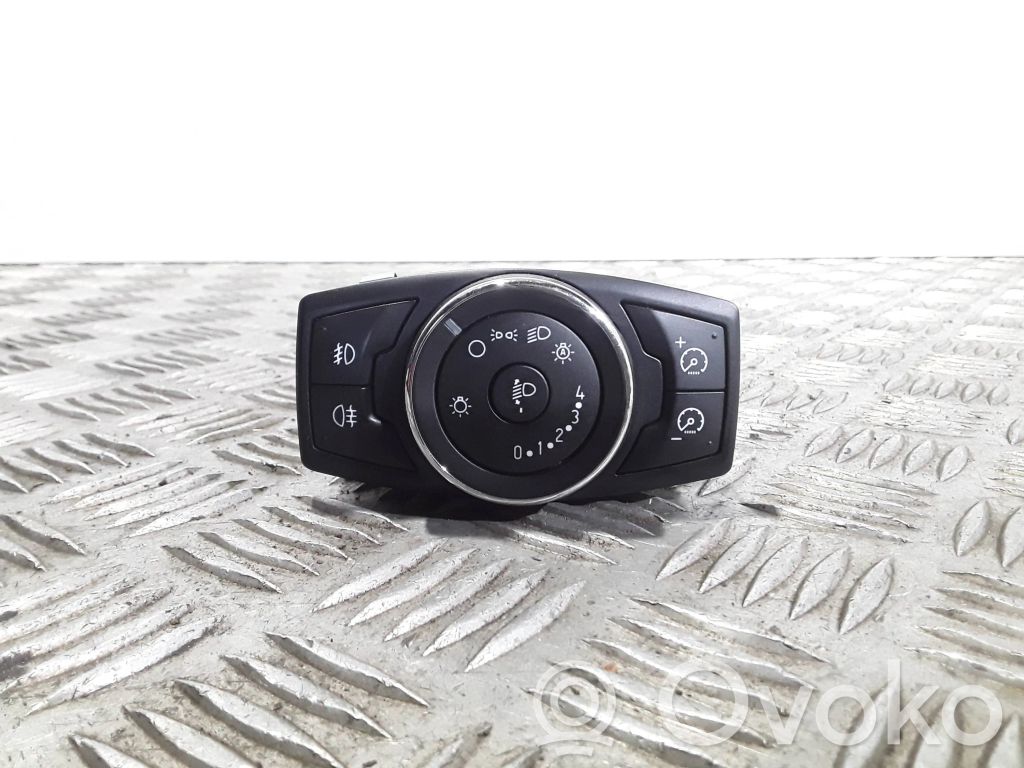 Ford Focus Light switch 