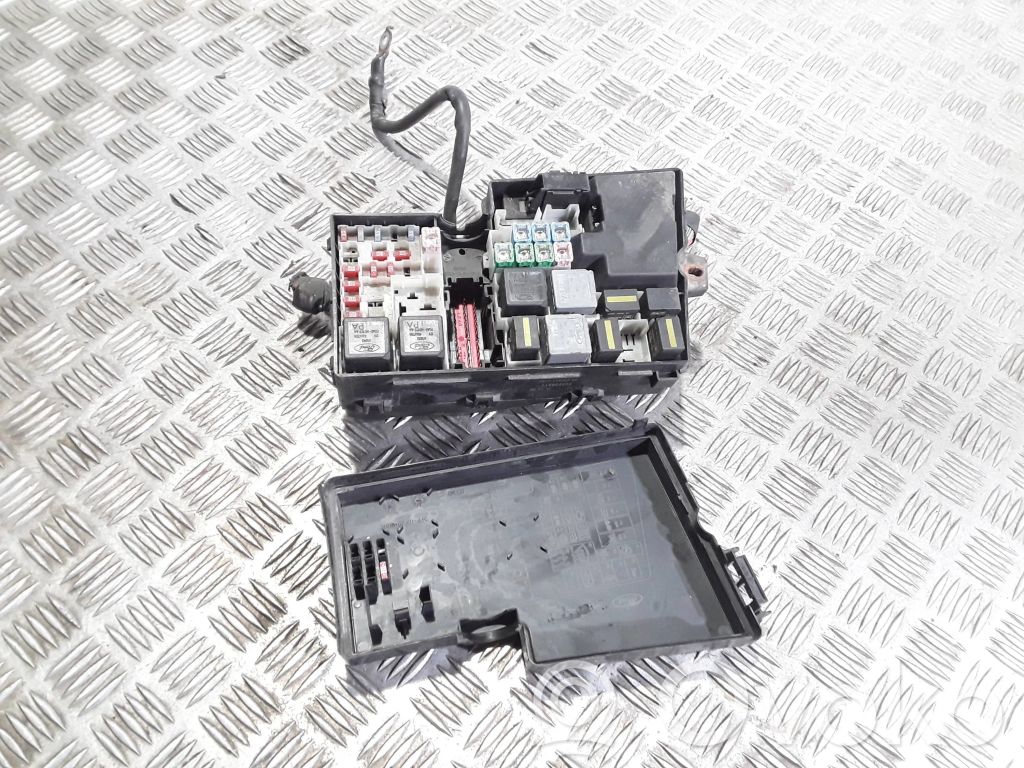 Ford Focus C-MAX Fuse box set 