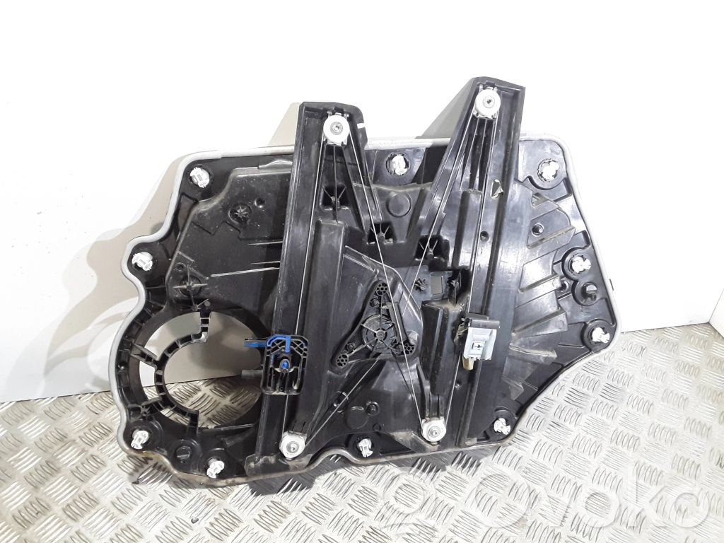 Ford Fiesta Front window lifting mechanism without motor 