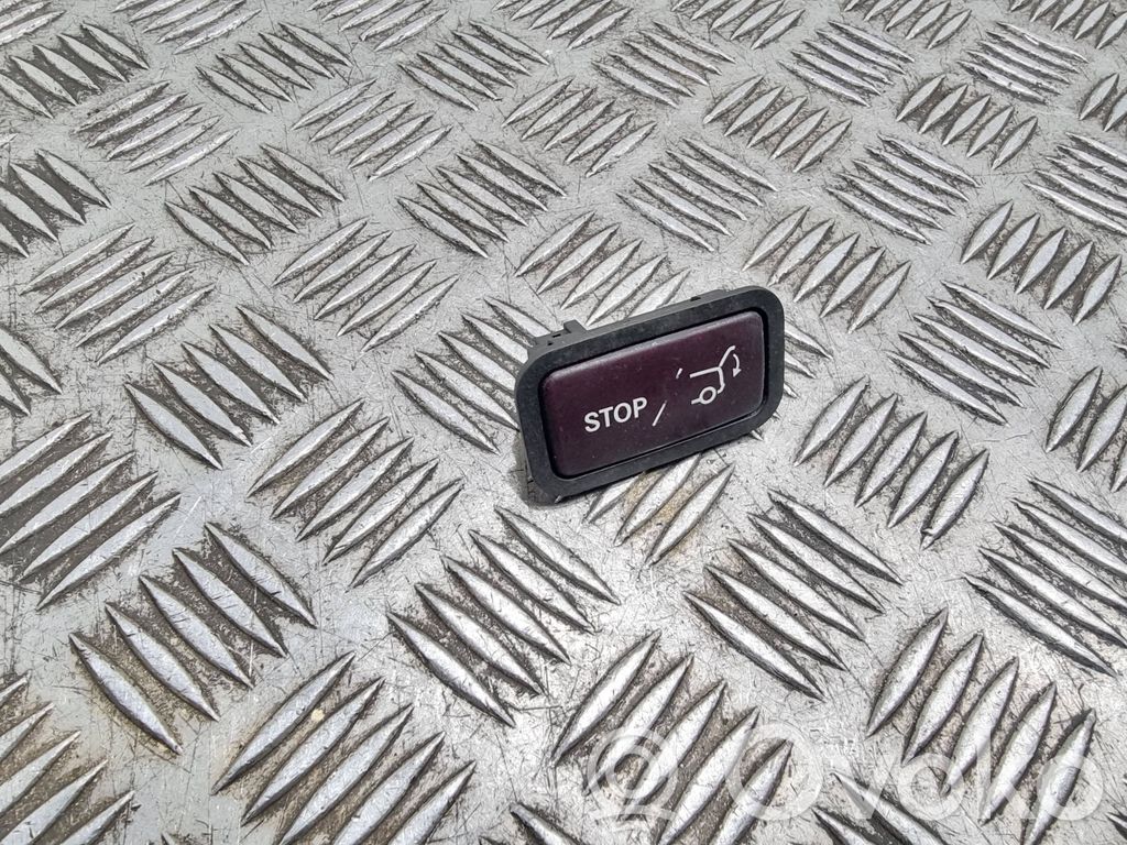Mercedes-Benz E W212 Tailgate/trunk/boot open switch 