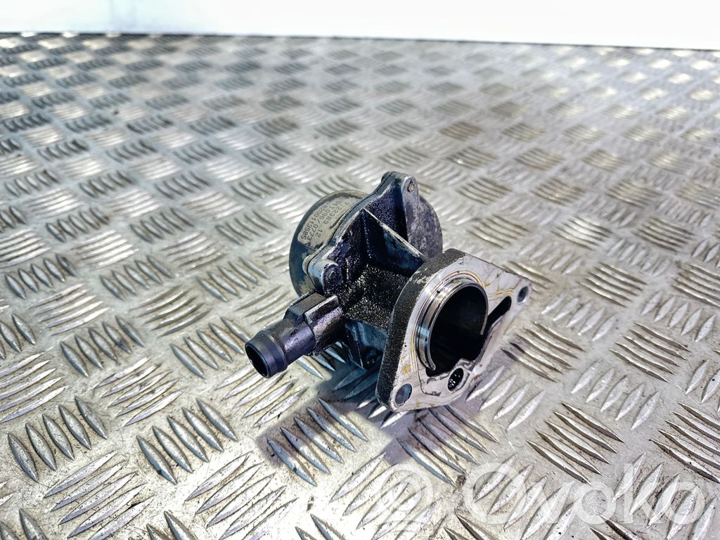 Renault Megane II Bomba de vacío 