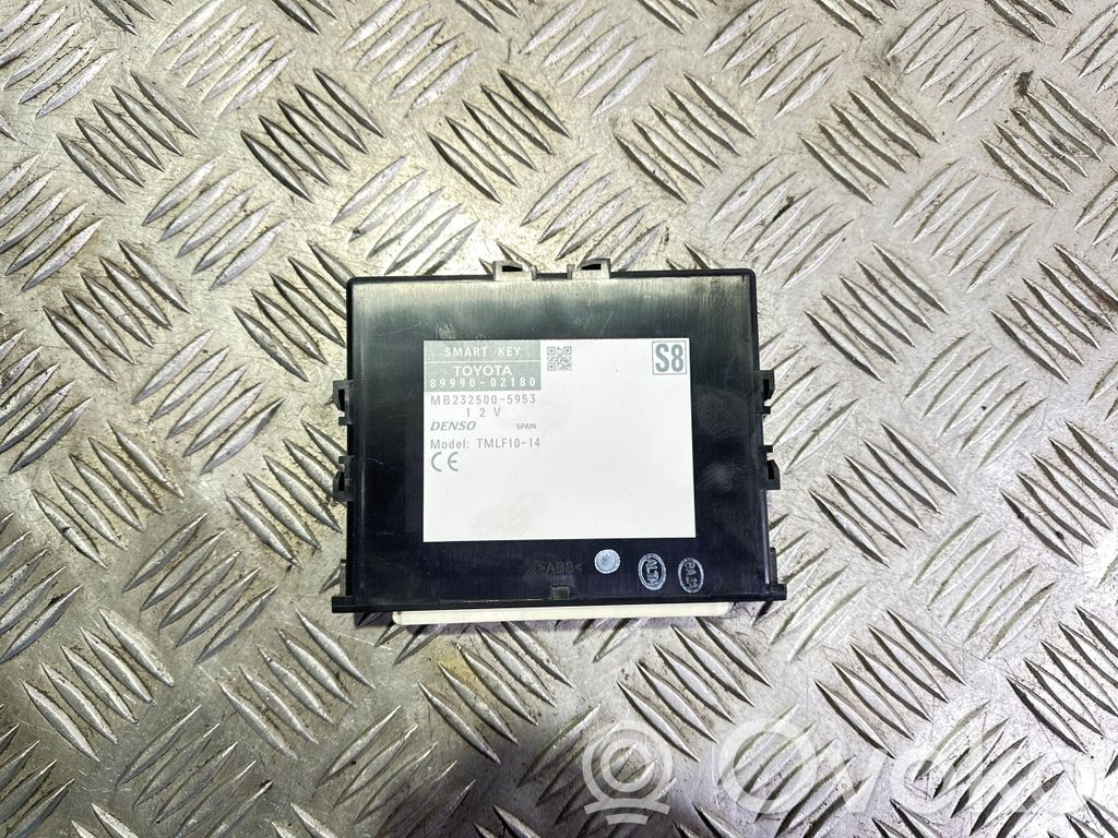 Toyota Auris E180 Other control units/modules 