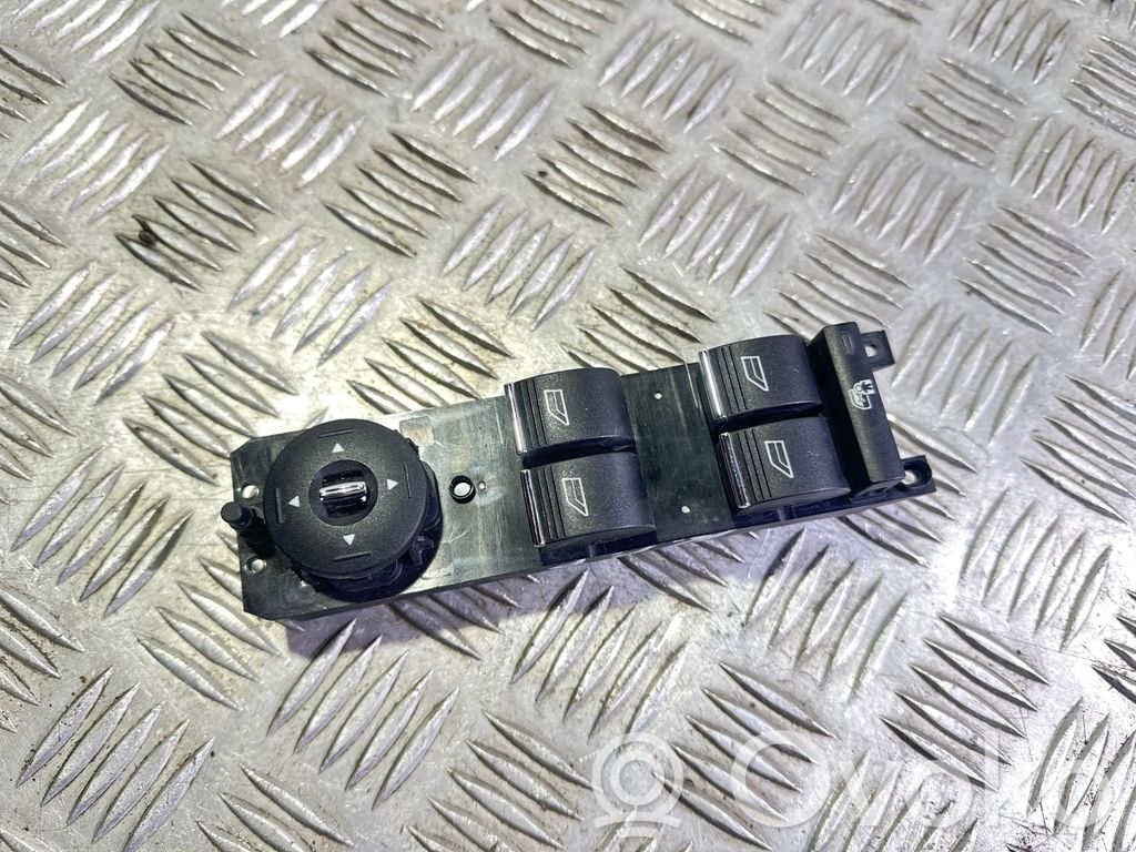 Ford Grand C-MAX Electric window control switch 