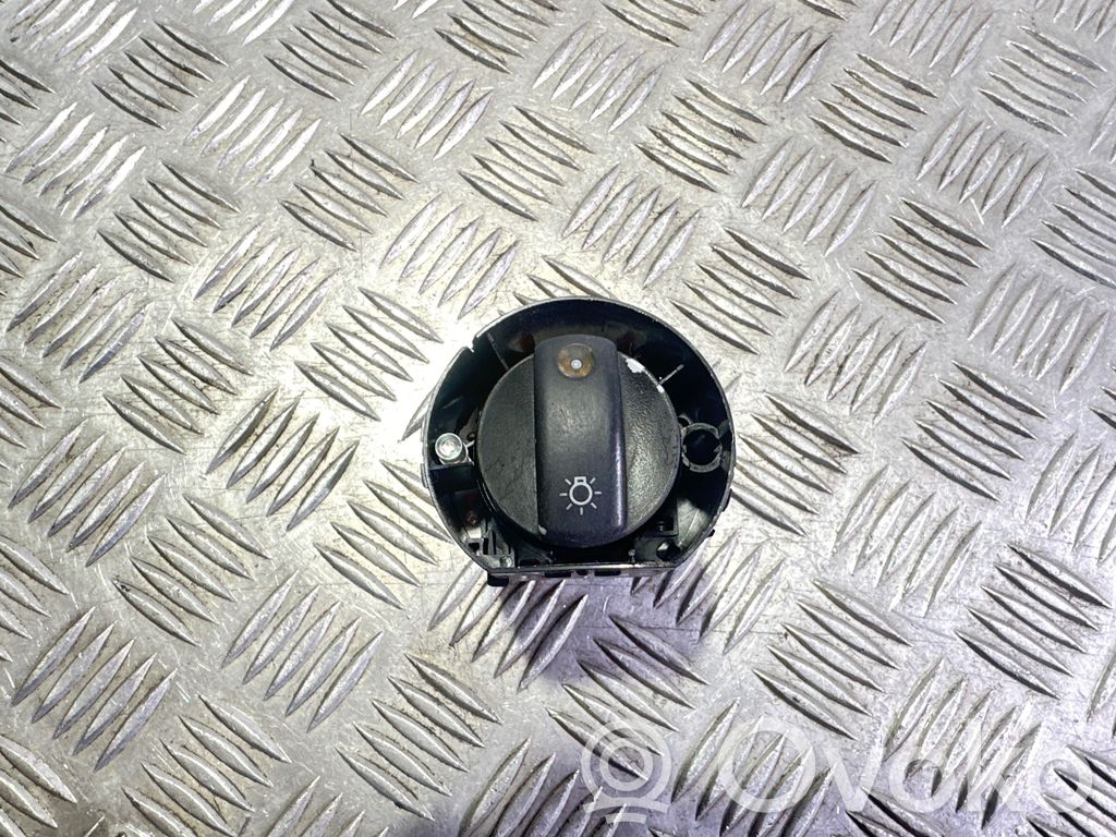 Light switch   4B1941531E