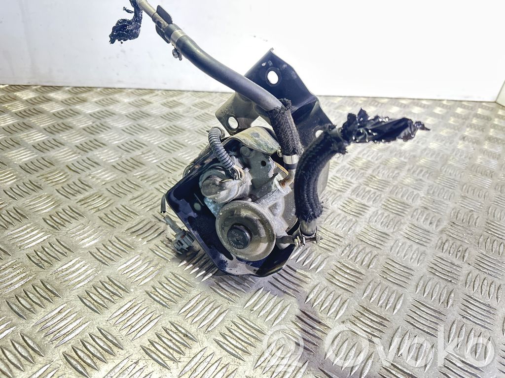 Subaru Outback Filtr paliwa 