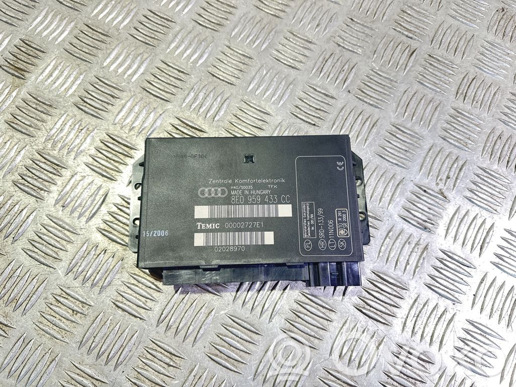 Audi A4 S4 B7 8E 8H Module confort 