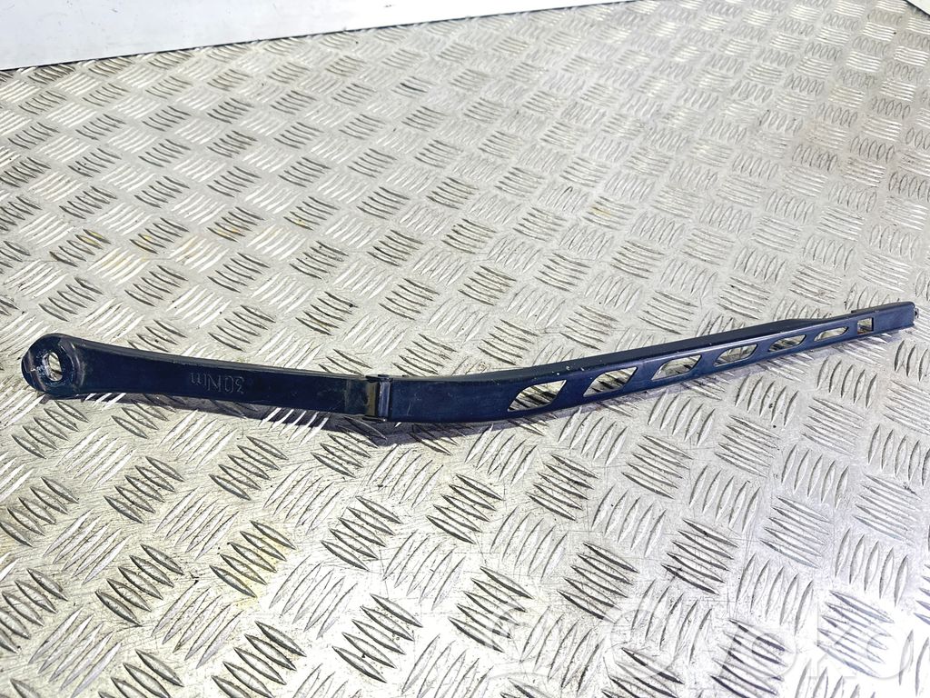 Front wiper blade arm   7035099