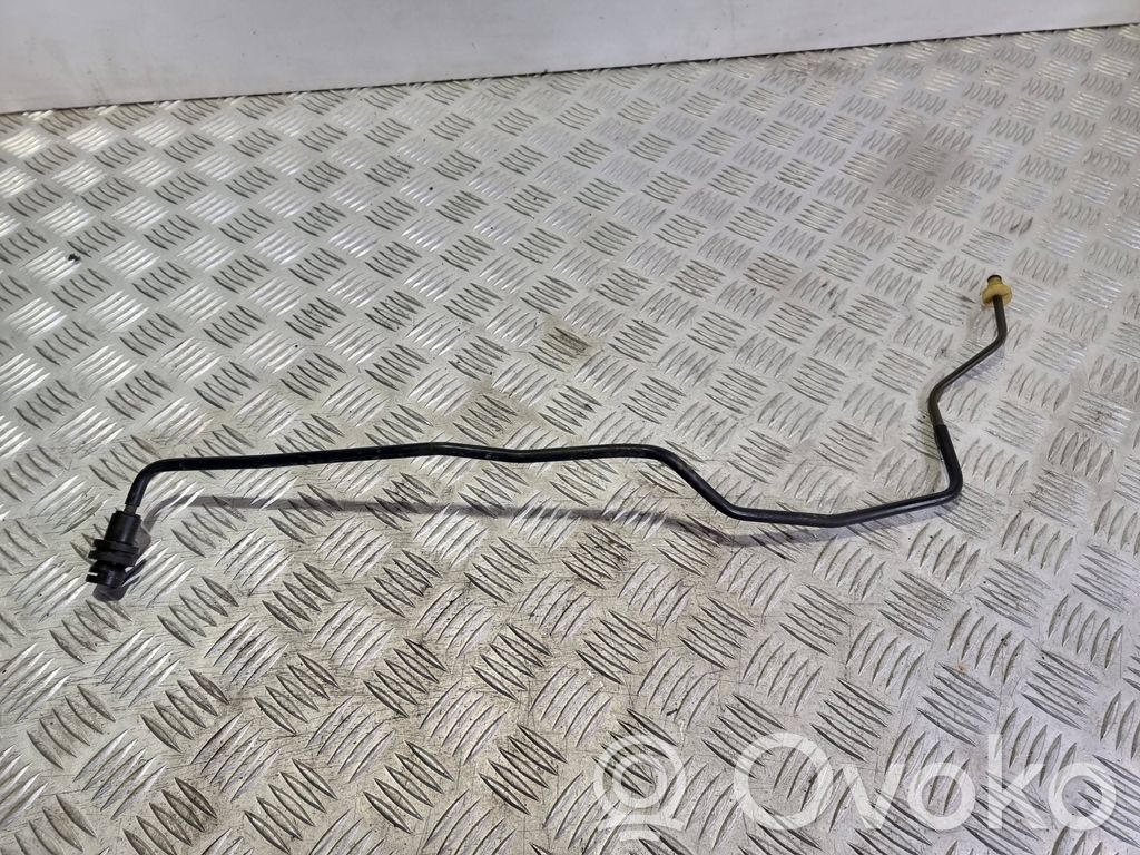 Clutch pipe/line