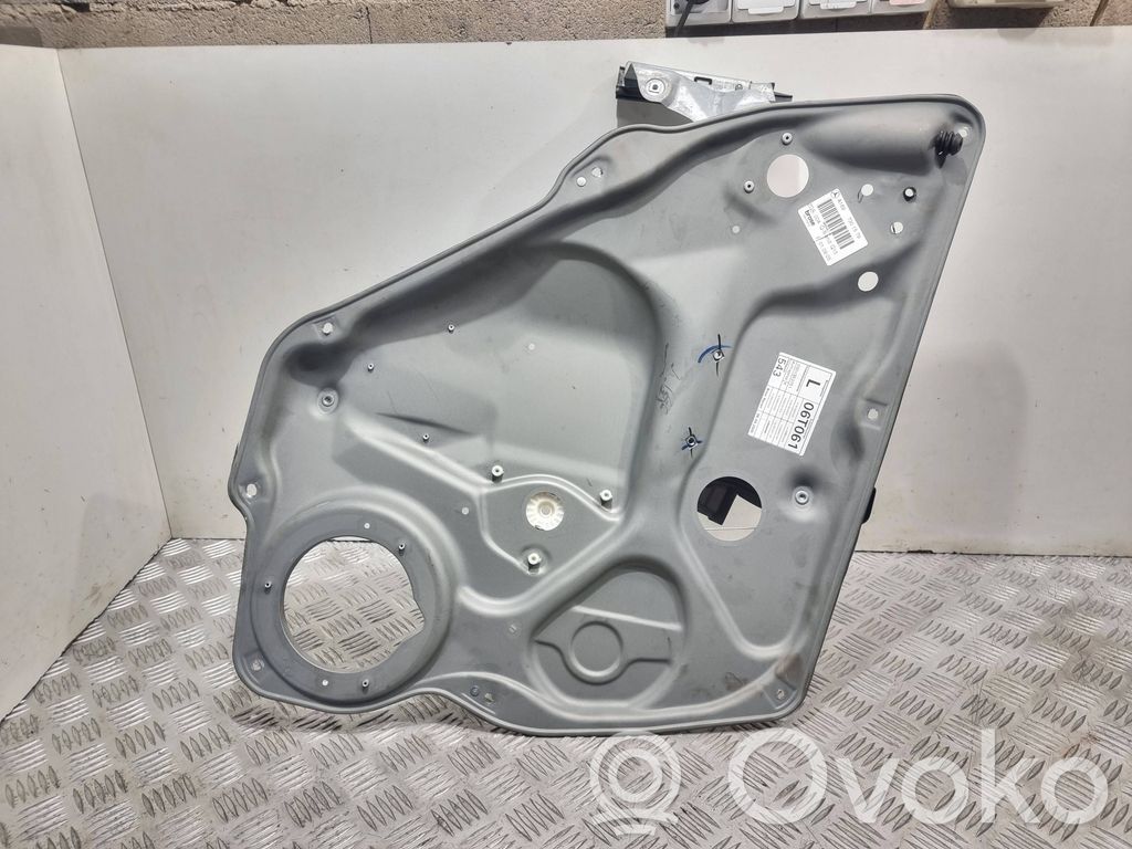 Mercedes-Benz B W245 Mechanizm podnoszenia szyby tylnej bez silnika 