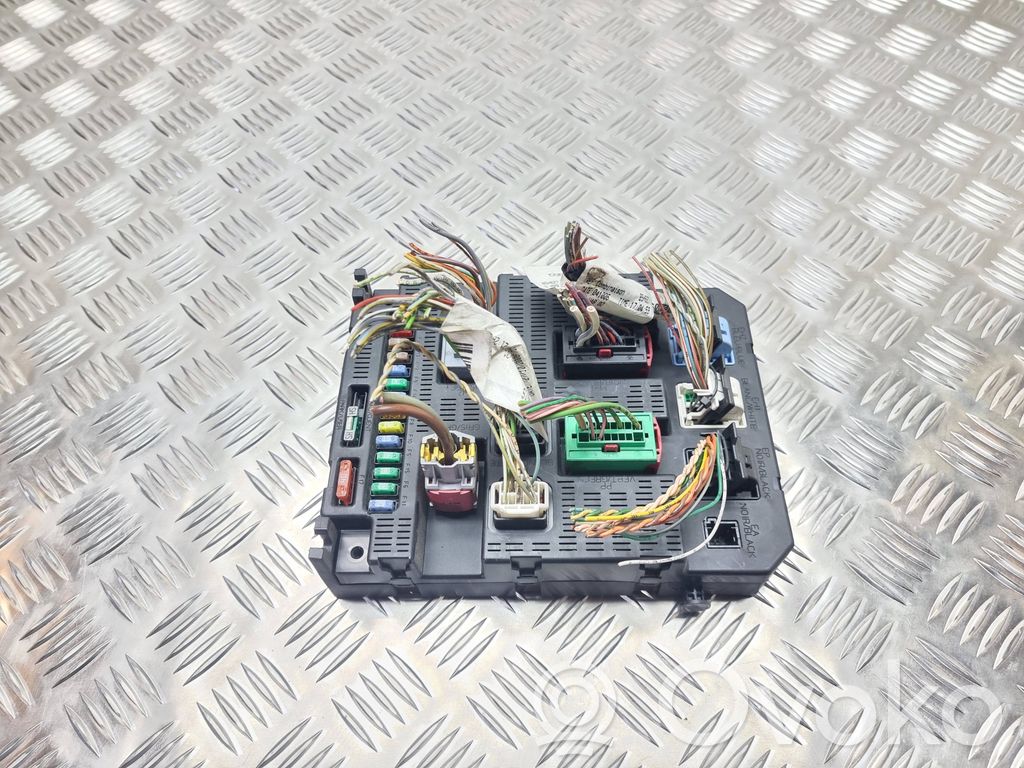 Citroen C4 I Drošinātāju bloks 