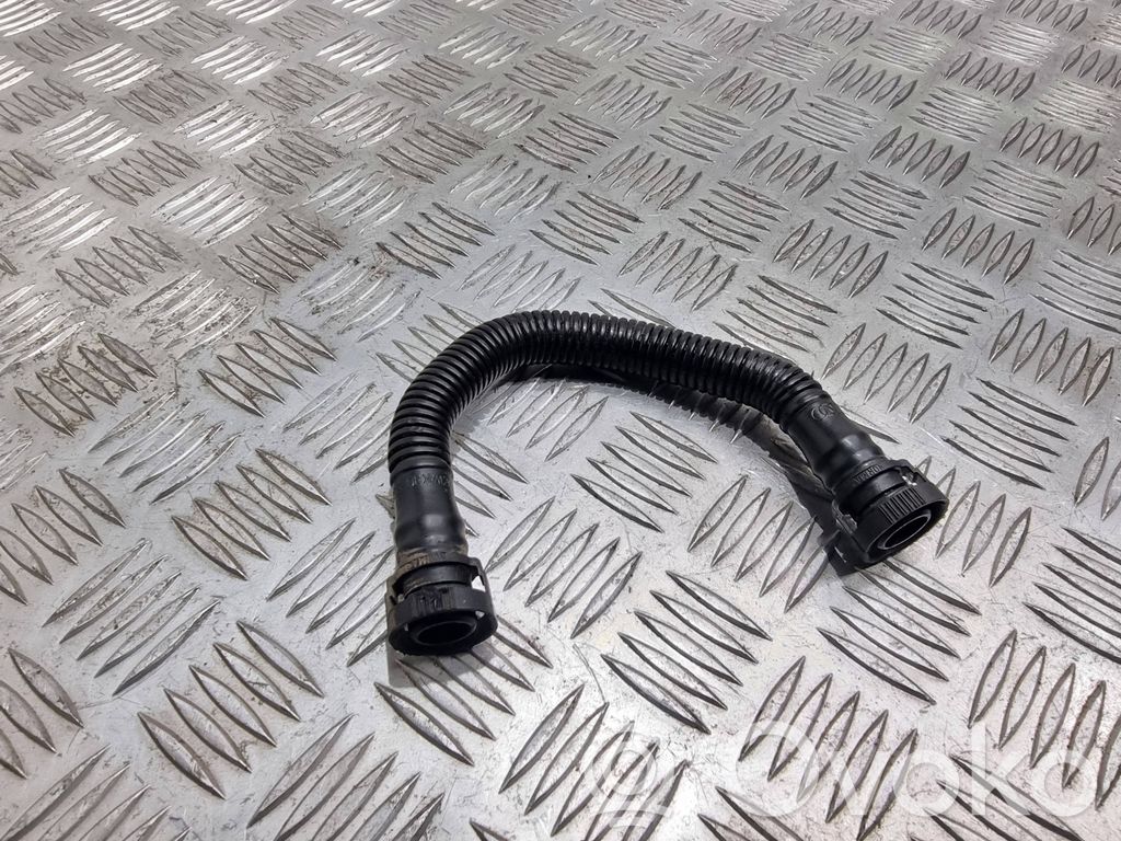 Ventilācijas caurule   06F103221E
