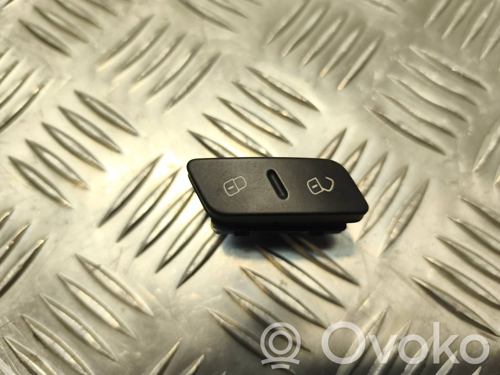 Volkswagen PASSAT B7 Central locking switch button 
