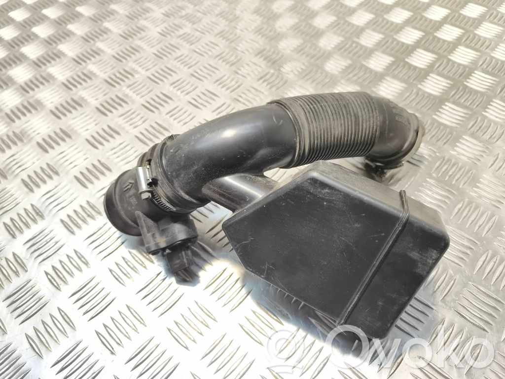 Opel Corsa E Intake resonator 
