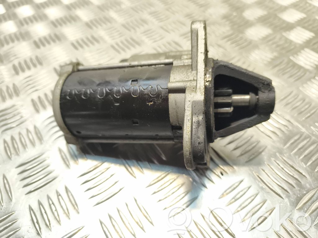 Opel Corsa E Starteris 