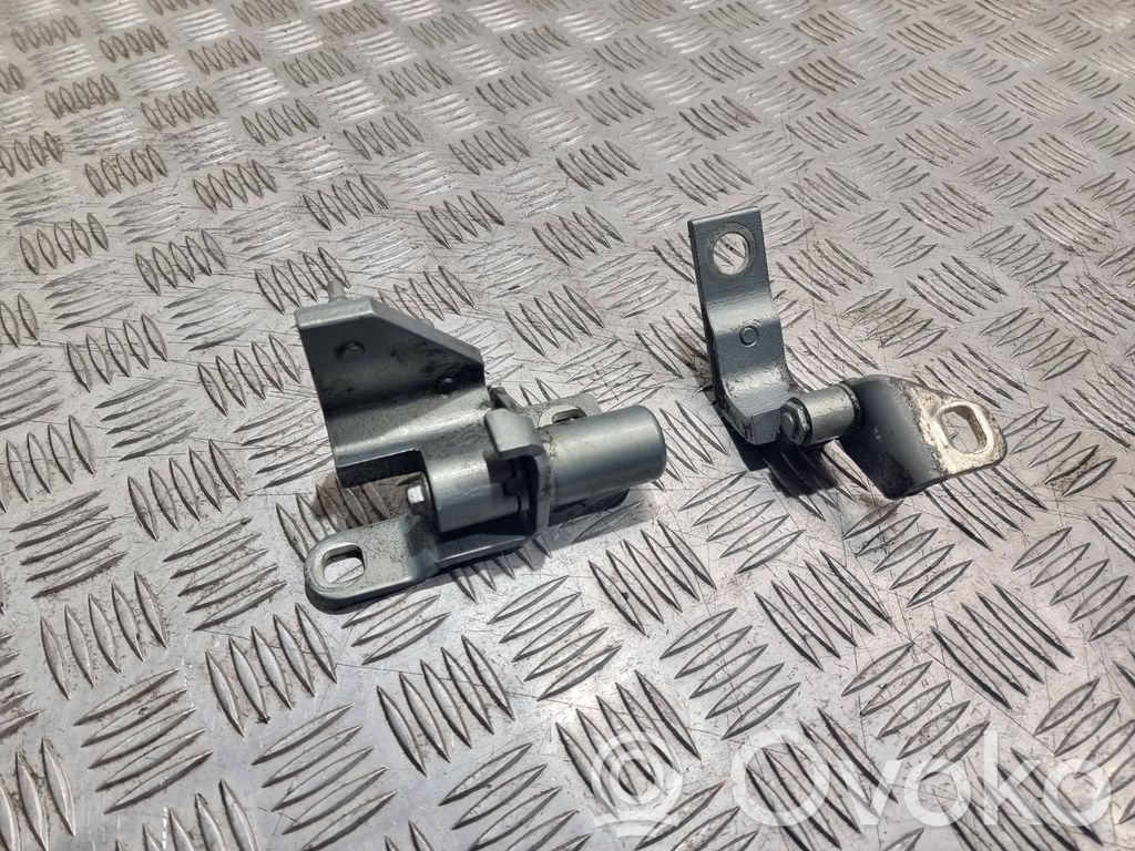Ford Mondeo MK IV Rear door hinge set 
