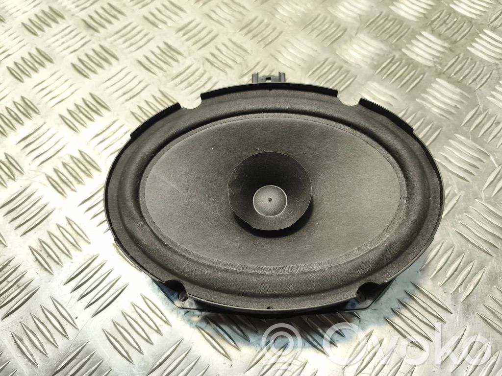 Mazda 3 II Altavoz de la puerta trasera 