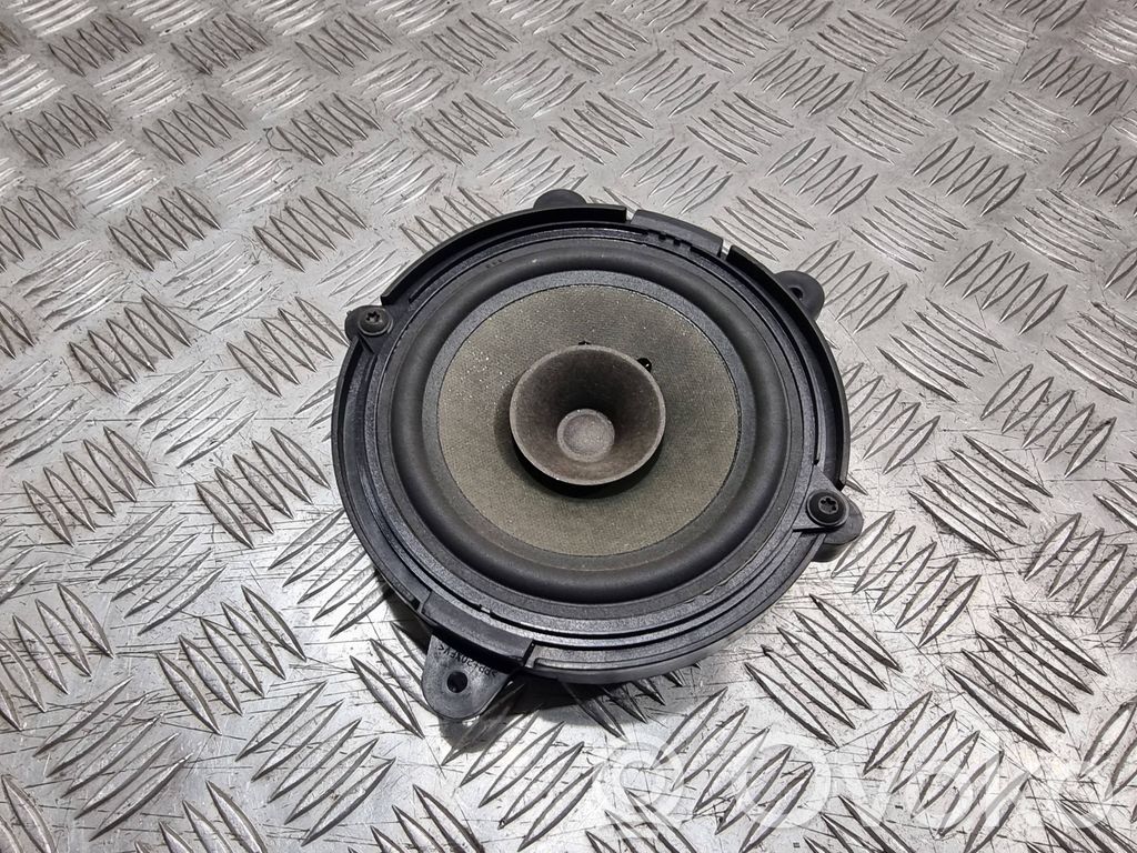 Renault Twingo II Front door speaker 
