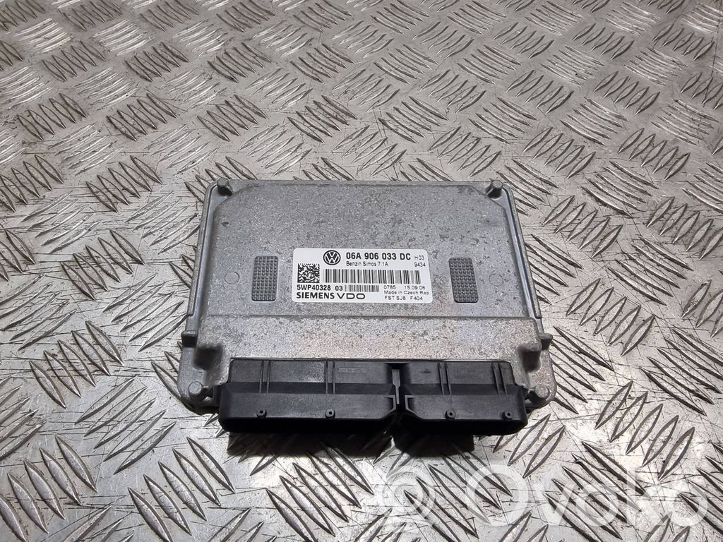 Volkswagen Golf Plus Engine control unit/module 